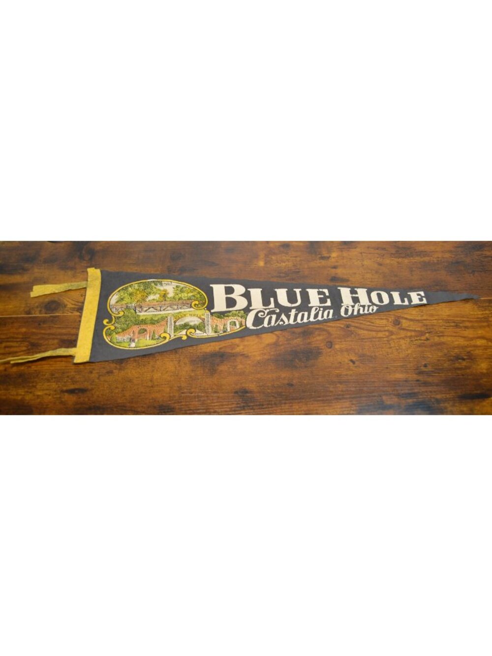 Vintage Blue Hole Castalia Ohio Souvenir Felt Pennant 25.5 inches